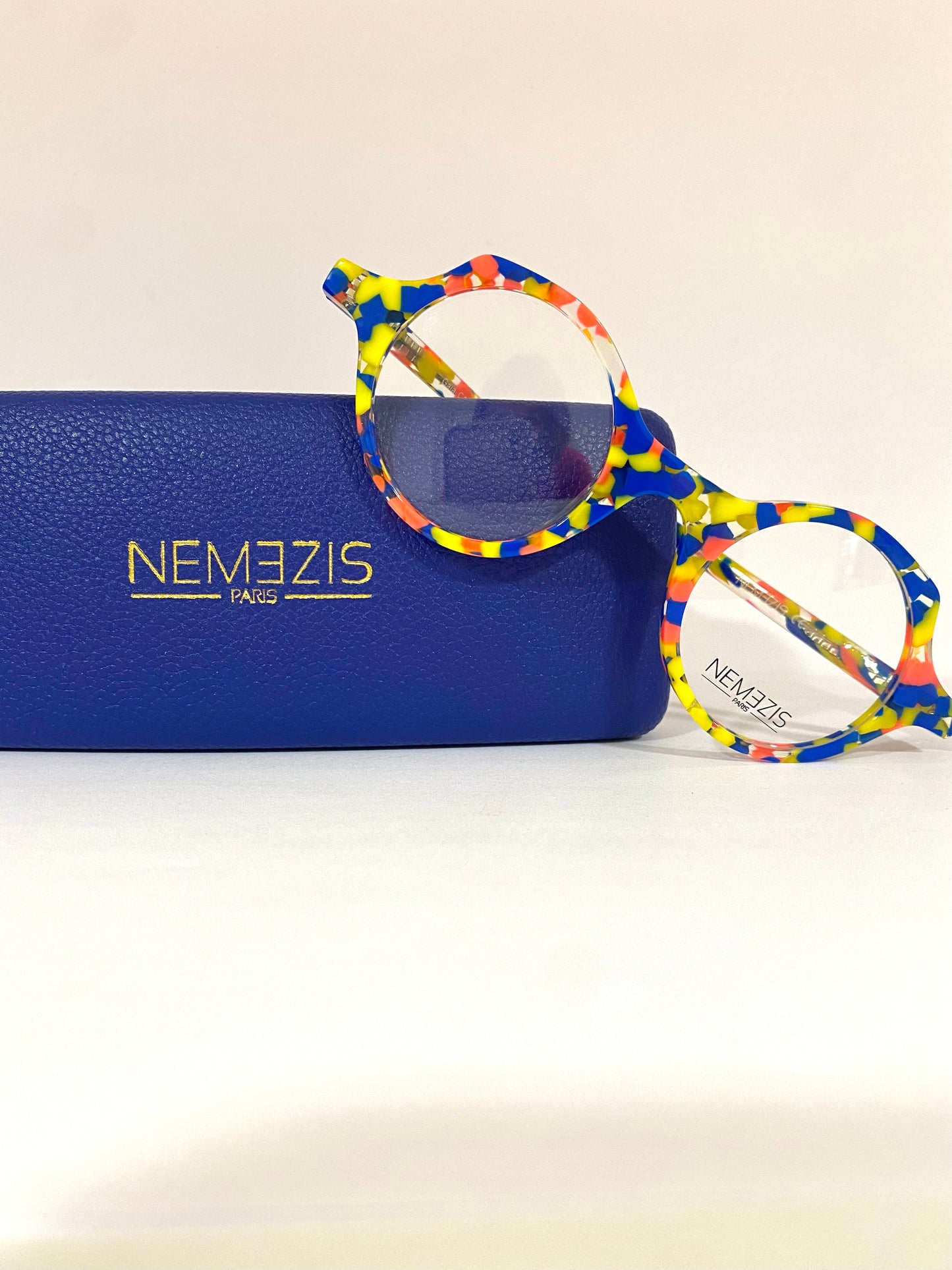 Gaia - Nemezis Paris